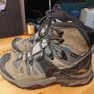 Salomon Quest 4 Gore-Tex Women's Women's Hiking Books
